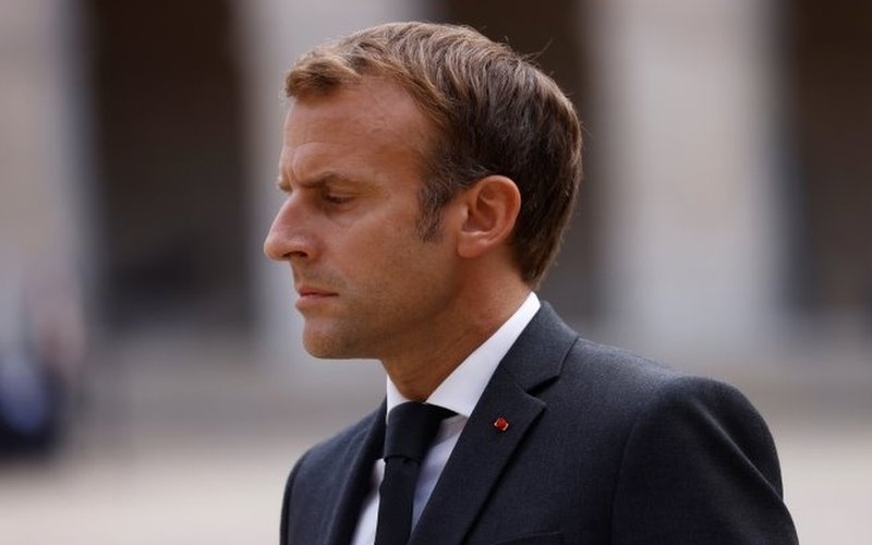 لوفيغارو: "تمرد دبلوماسي" ضد انحياز ماكرون لإسرائيل