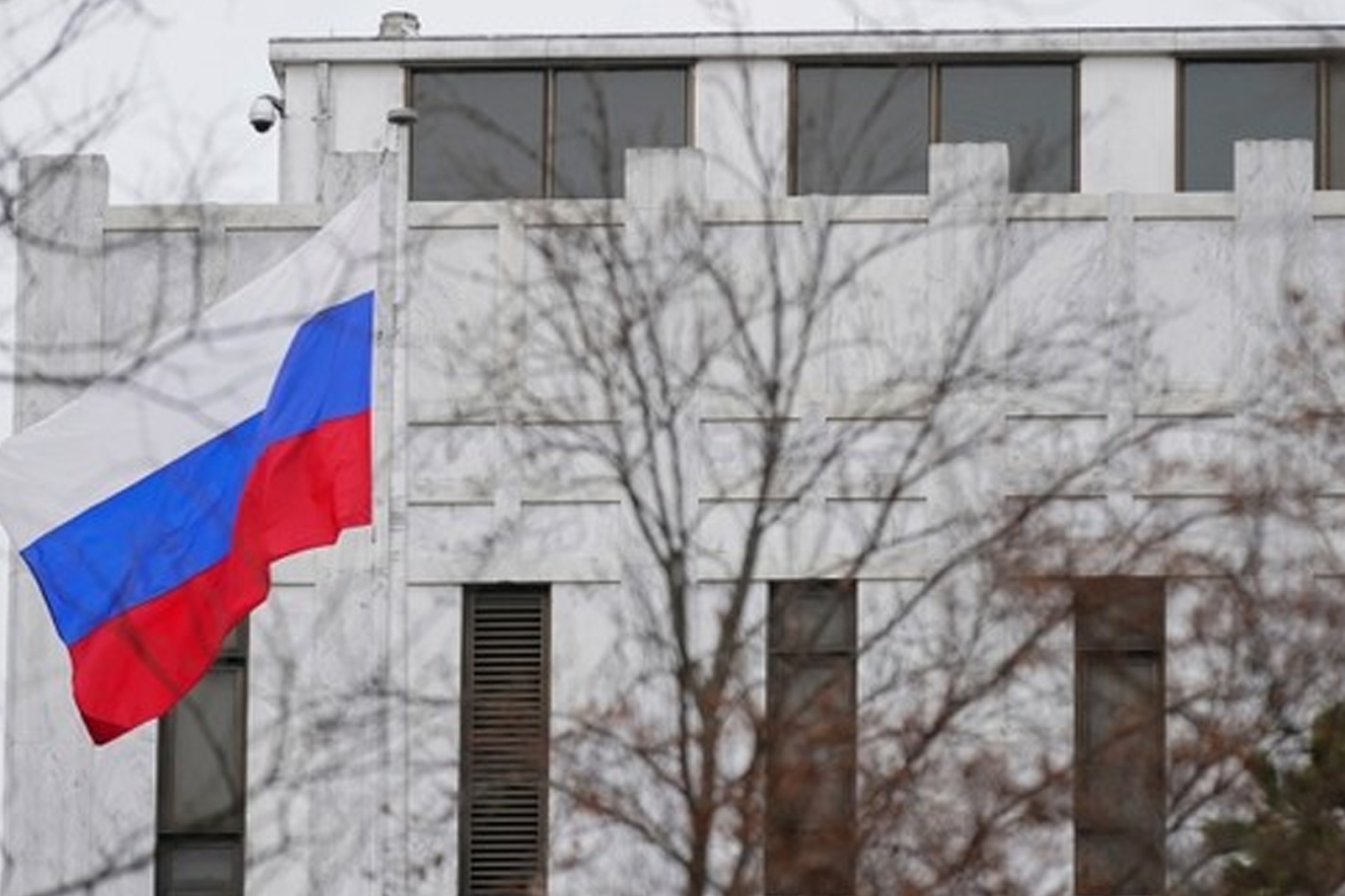 السفير الروسي لدى تل أبيب: احتمال اتساع النزاع الفلسطيني الإسرائيلي في المنطقة كبير جدا