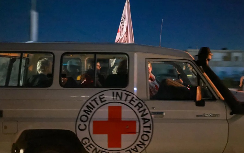 هدنة إسرائيل وحماس تدخل يومها الأخير.. ومساع لتمديدها