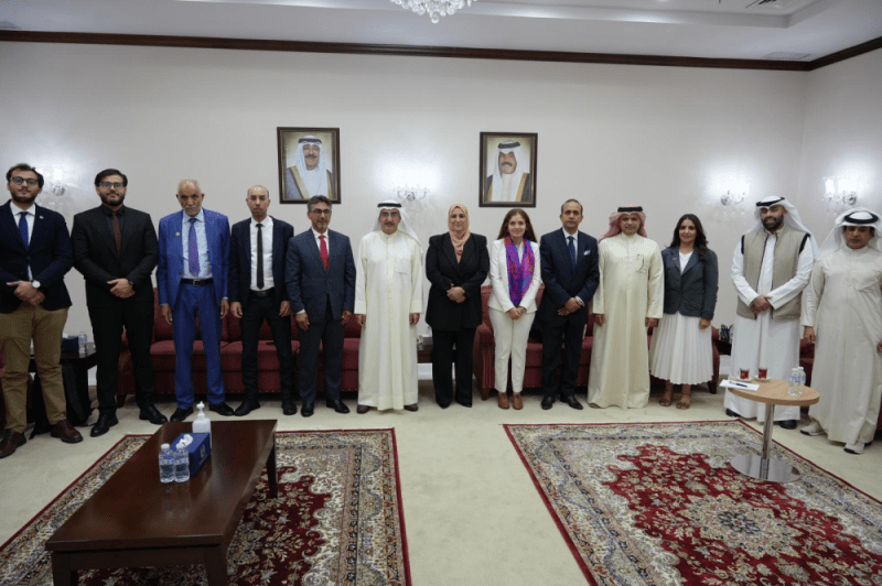 ليبيا تطلع على التجربة الكويتية في تعزيز النزاهة