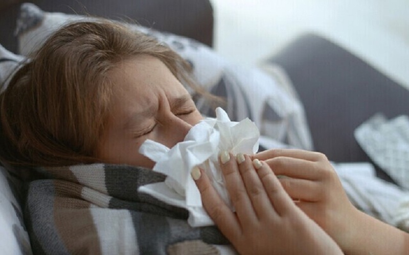 كيف نتجنب مضاعفات نزلات البرد؟
