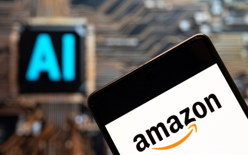 "أمازون" تطلق برنامجاً مجانياً للتدريب على مهارات الذكاء الاصطناعي