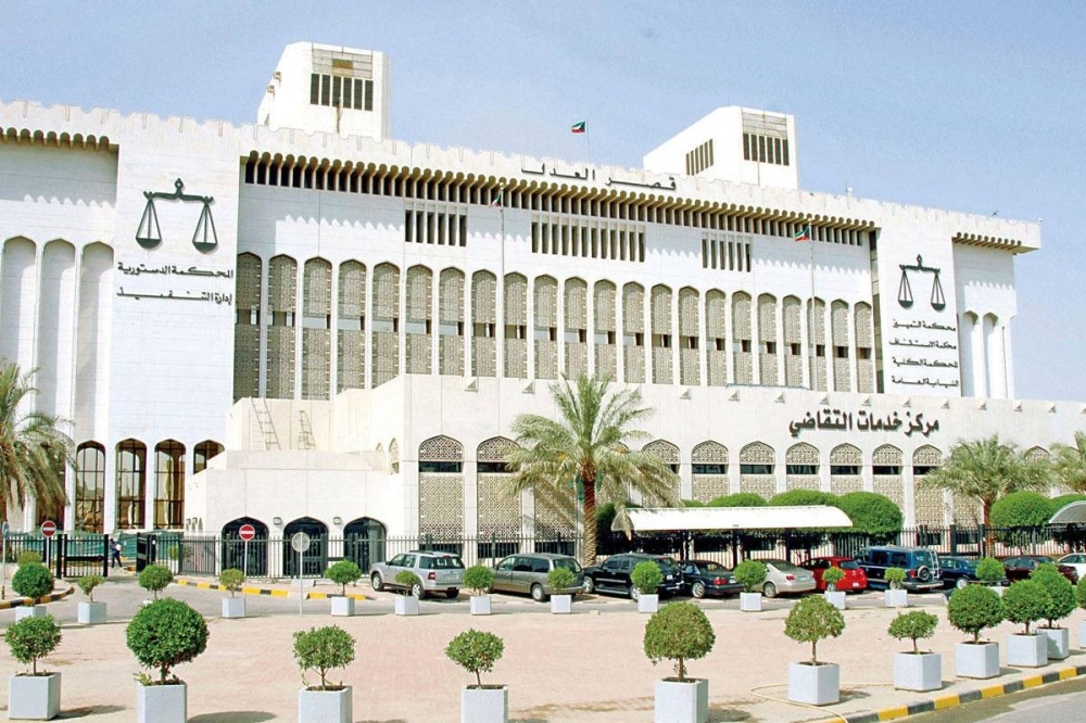 دفاع "اليوروفايتر وصندوق الجيش": موكلونا خضعوا لحكم القانون للدفاع عن أنفسهم