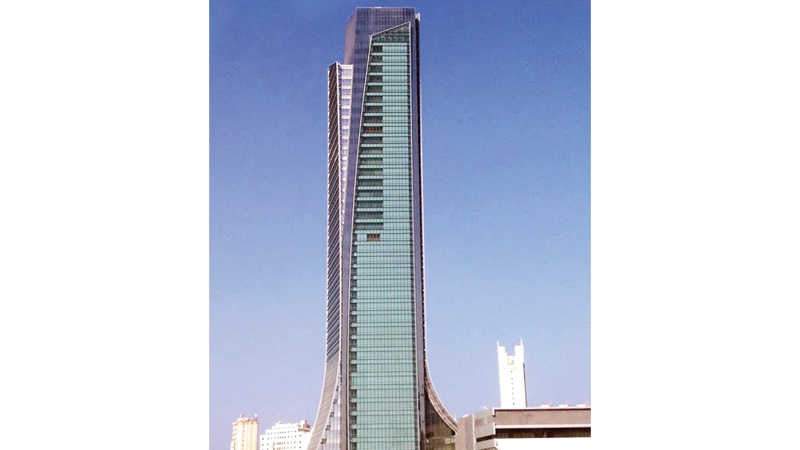 47 موظفاً لإنهاء إجراءات معادلة مئات الشهادات في "التعليم العالي"