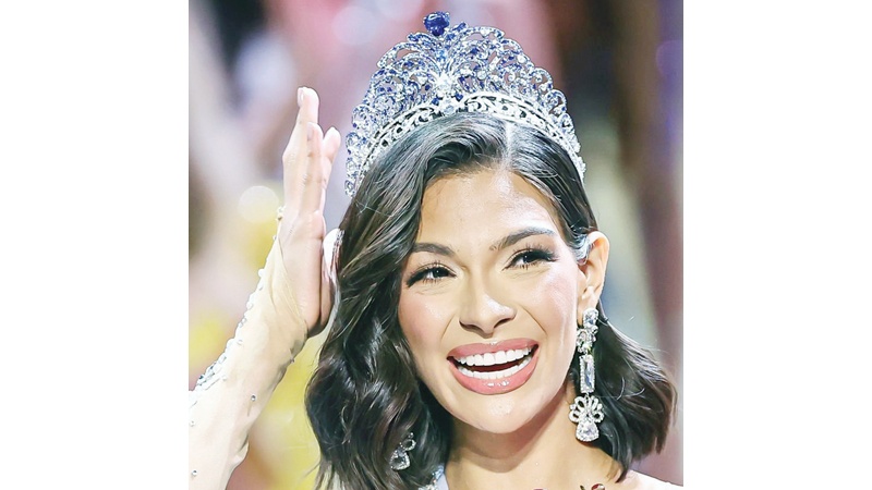"حسناء" من نيكاراغوا تخطف لقب "ملكة جمال الكون"