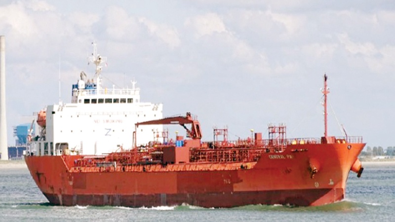 الحوثيون يشعلون حرب السفن ويخطفون ناقلة نفط إسرائيلية