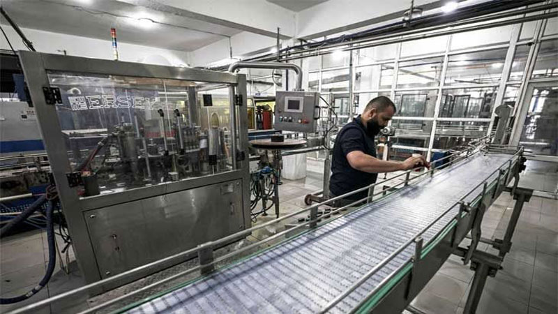 إسرائيل تدمر اقتصاد الضفة وسط إغلاق واسع للمنشآت الصناعية والتجارية