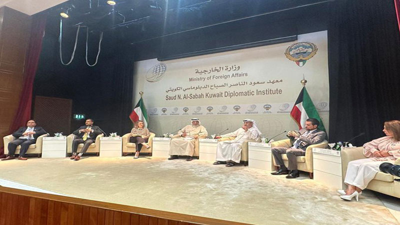 ديبلوماسيون: حل مشكلة التغير المناخي مسؤولية عالمية مشتركة