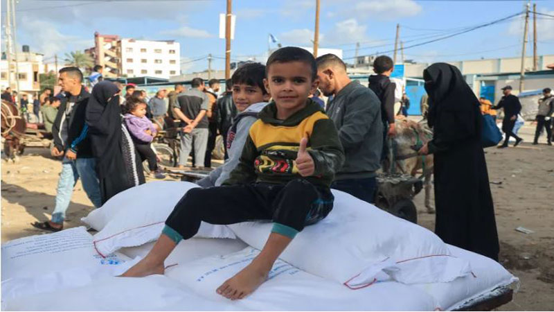 غزة تلتقط الأنفاس&hellip; هدنة وتبادل أسرى ومساعدات ووقود