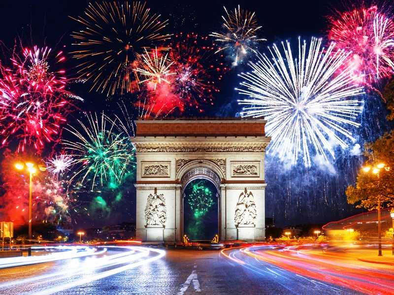 باريس تتصدر قائمة أفضل وجهات السفر حول العالم … ودبي الثانية