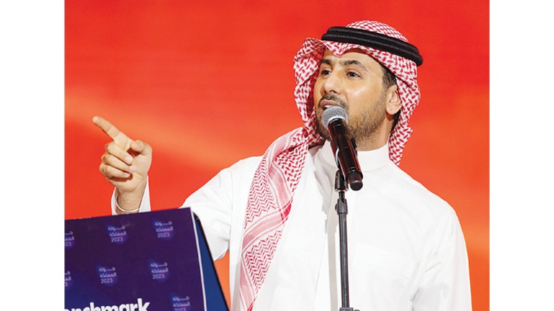 "قلة أدب" فؤاد عبدالواحد &hellip; "ترند"