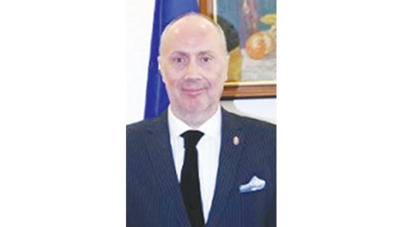 سفير هنغاريا: نؤيّد إعفاء مواطني الكويت نهائياً من "شنغن"