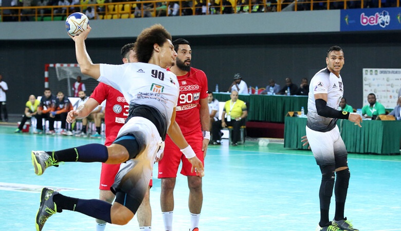 مربع ذهبي عربي ينتظر أمم إفريقيا لليد