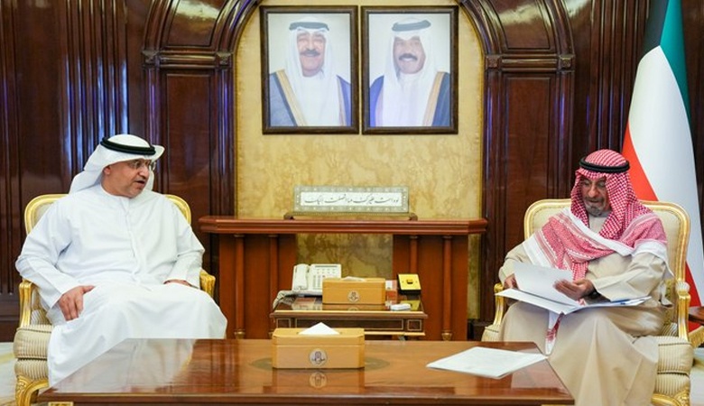 رئيس&nbsp;الوزراء يتسلم دعوة من نائب رئيس الإمارات لحضور القمة العالمية للحكومات 2024