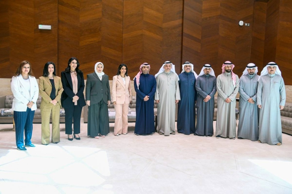 المشعان تلتقي رئيس وأعضاء المجلس البلدي