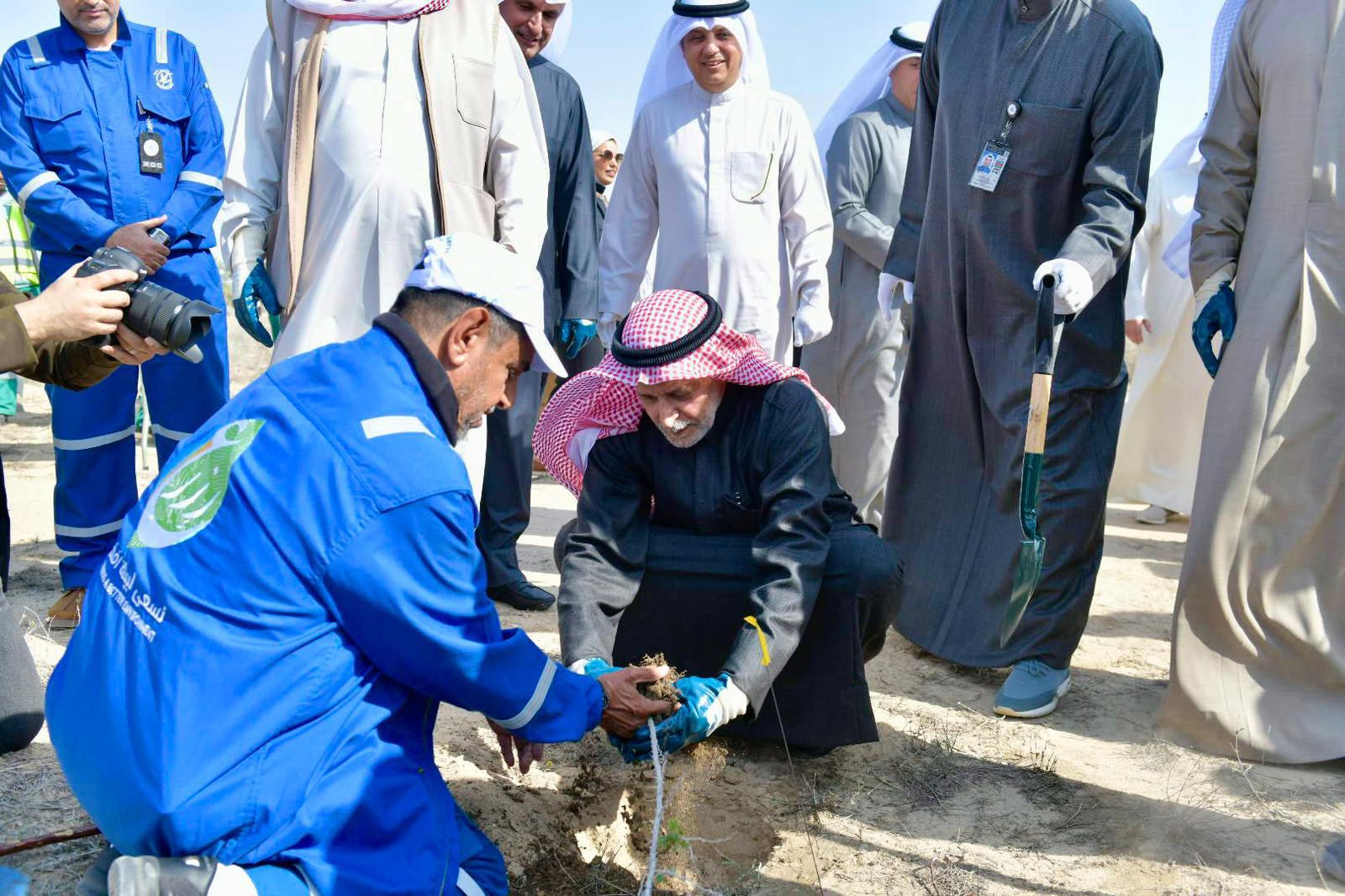 وزير النفط: تحقيق العدالة والكفاءة والاهتمام بالعنصر البشري