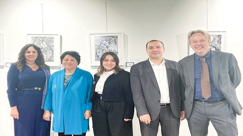البقصمي والشوا شاركتا في "ليالي القراءة" بالمسرح والشعر والتشكيل