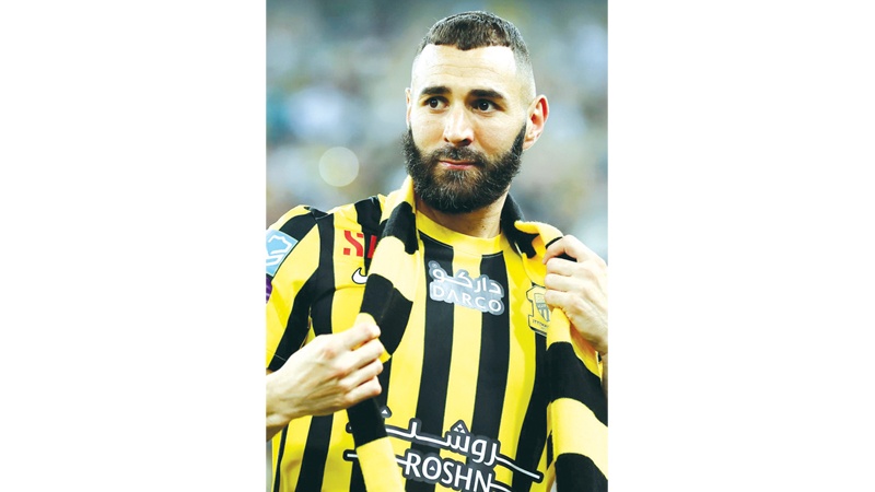بنزيما واتحاد جدة.. بين شد وجذب