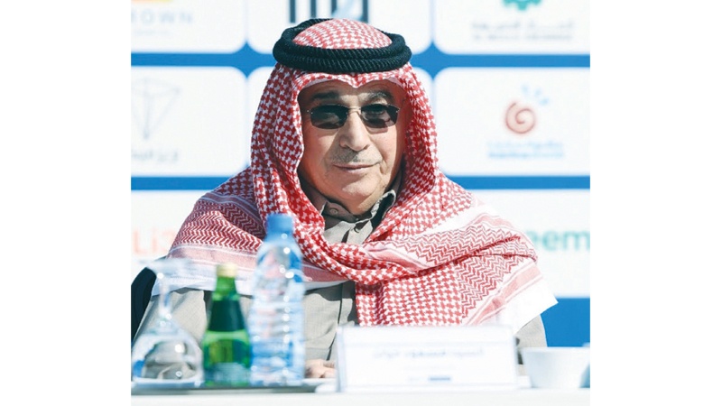 حيات يُشيد بدعم الفروسية