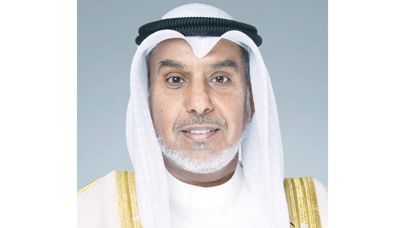 الشعلة يوقف مدير بلدية الاحمدي عن العمل لمدة ثلاثة أشهر