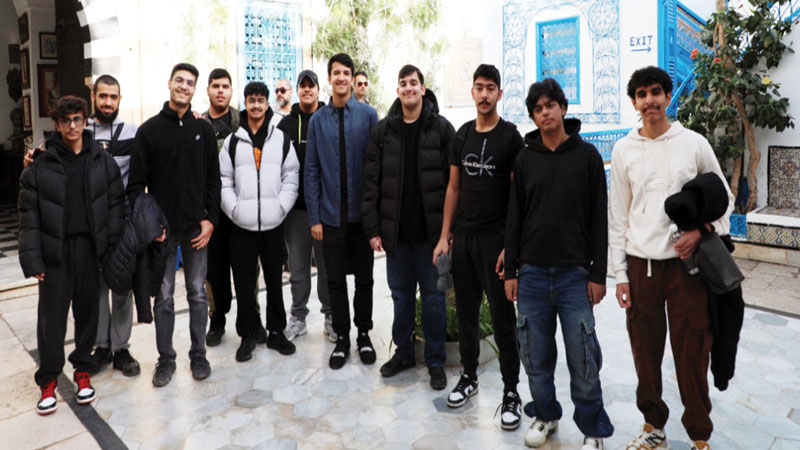 "كن من المتفوقين" تختتم جولات تونس وفيتنام&hellip; والطلبة فخورون بـ "صندوقهم"