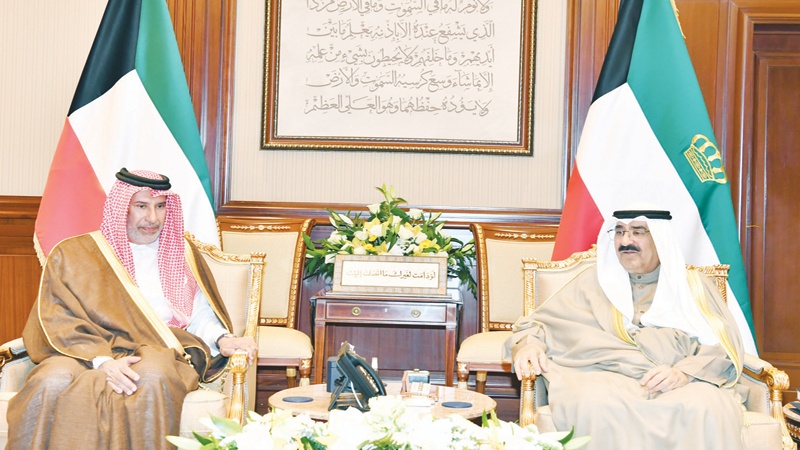 الأمير استقبل حمد بن جاسم آل ثاني وأبناءه