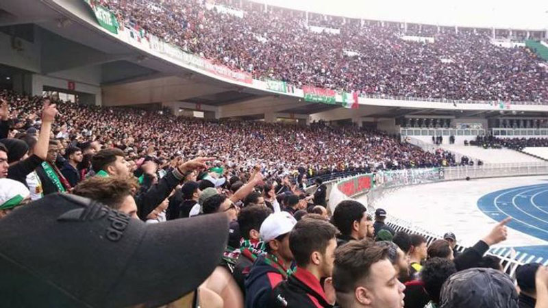 قمة الجزائر بلا ملعب