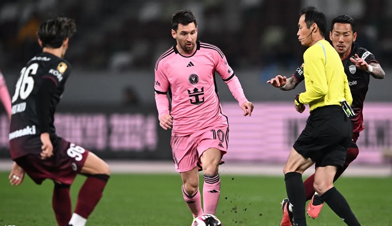 ميسي يثير أزمة دولية.. العضلة مصابة بالصين وسليمة في اليابان