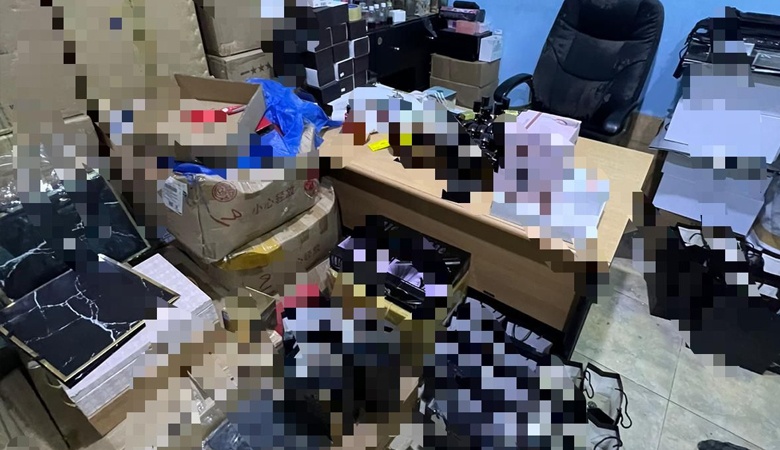 البلدية : وضع بلوك لعقار وتحرير مخالفات في الفروانية