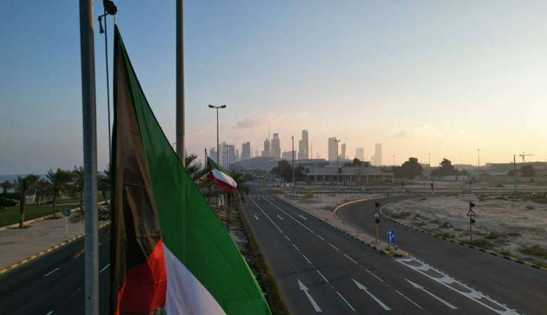 بلدية الكويت: رفع 3880 علما استعدادا للاحتفال بذكرى الاستقلال والتحرير