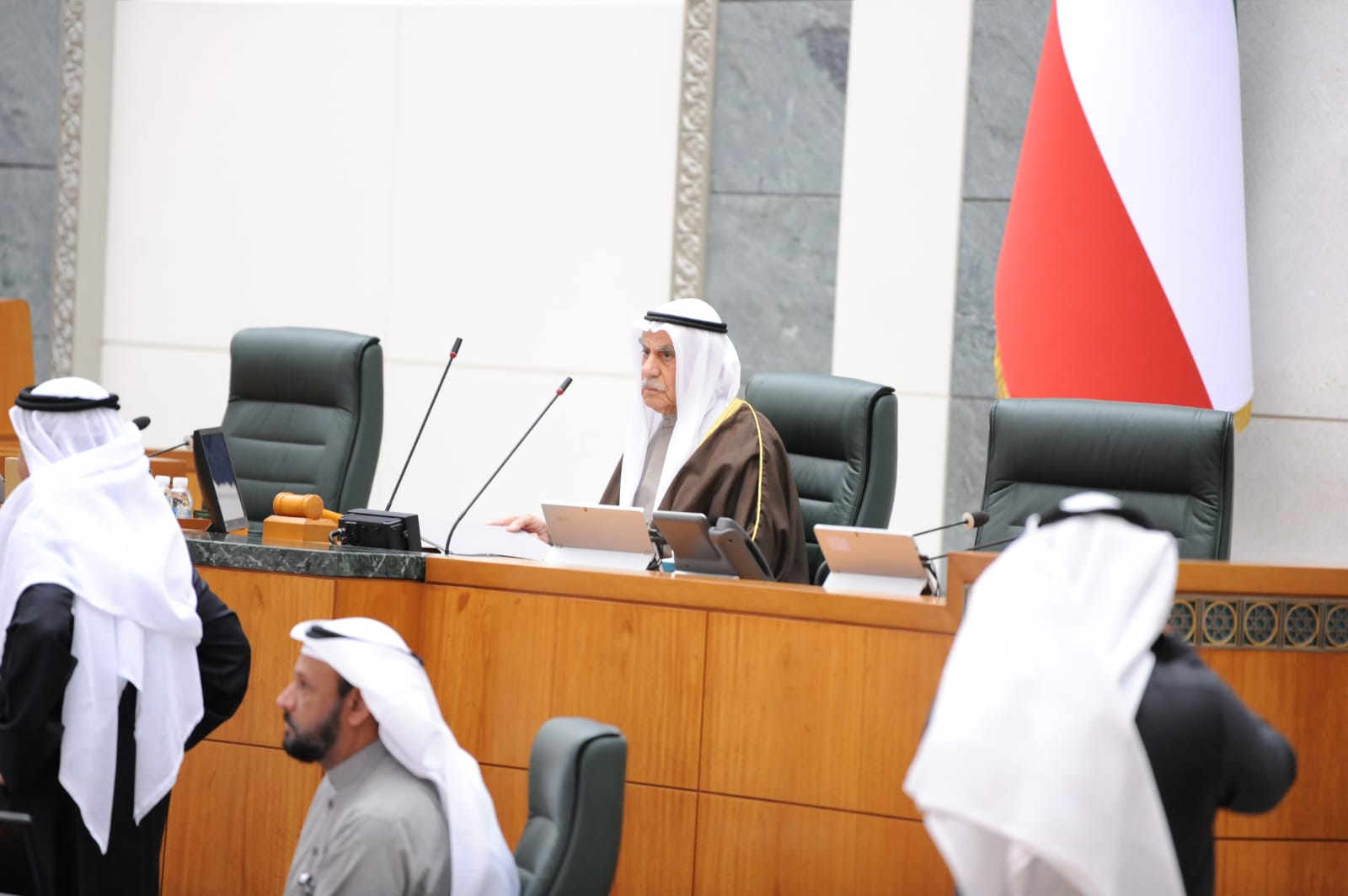 رئيس مجلس الأمة أحمد السعدون يفتتح الجلسة العادية