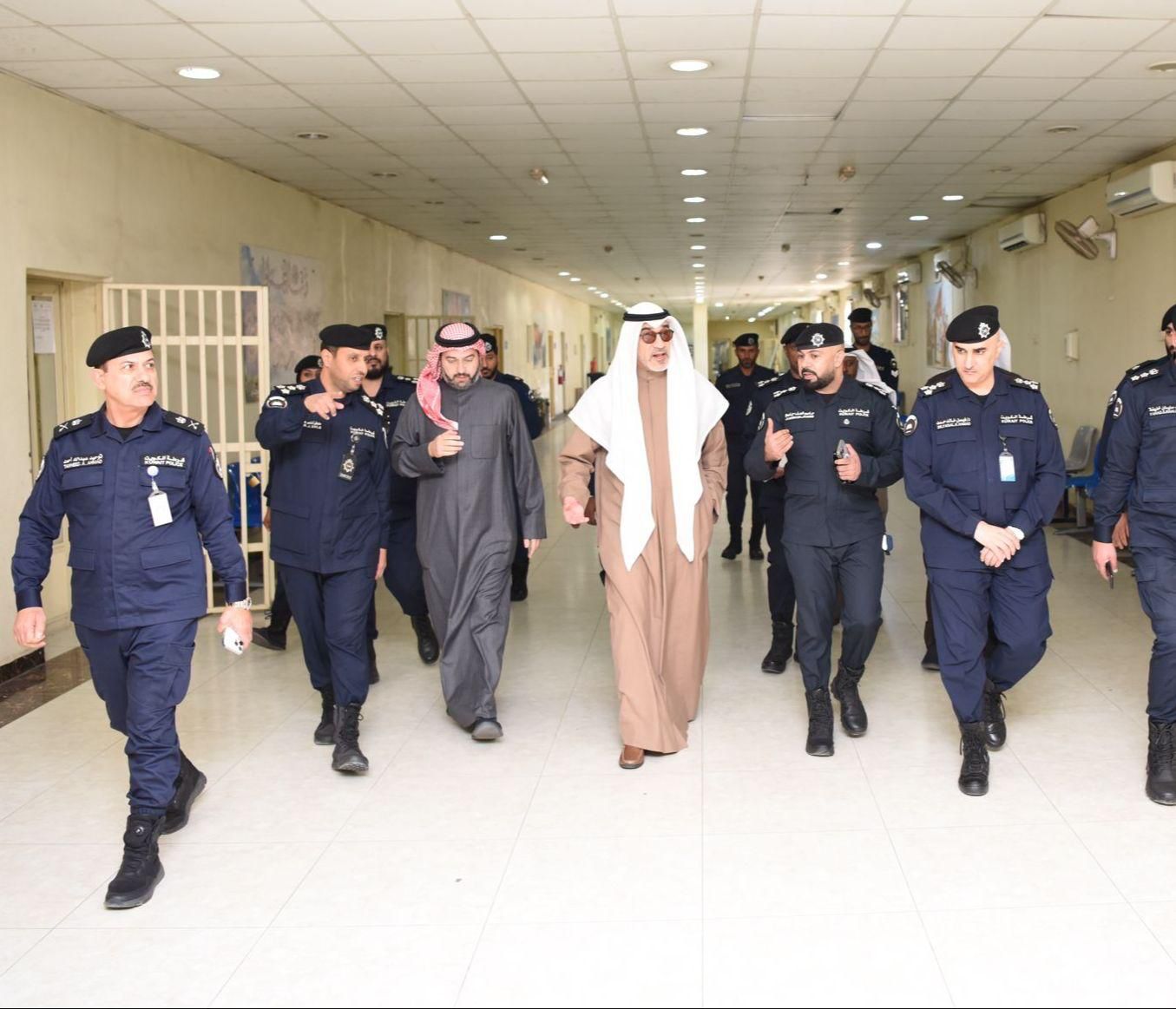 وزير الداخلية تفقد إدارة الإبعاد وشؤون التوقيف الموقت وادارة الاحداث