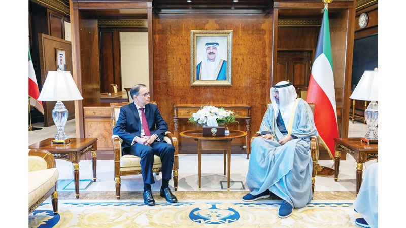 اليحيا بحث مع فرحان مستجدات "جائزة السميط"