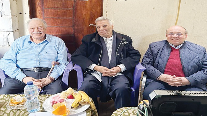يحيى الفخراني يواجه المهرجانات الشعبية في "عتبات البهجة"