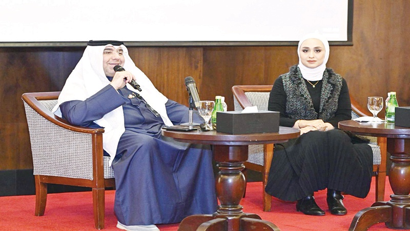 مساعد الزامل: 7 عروض تتنافس على جوائز "الكويت المسرحي 23"