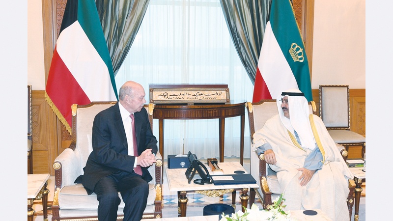 الأمير استقبل الصباح والنواف واليوسف ورئيس "الأعيان" الأردني ومحافظ "الاستثمارات" السعودي