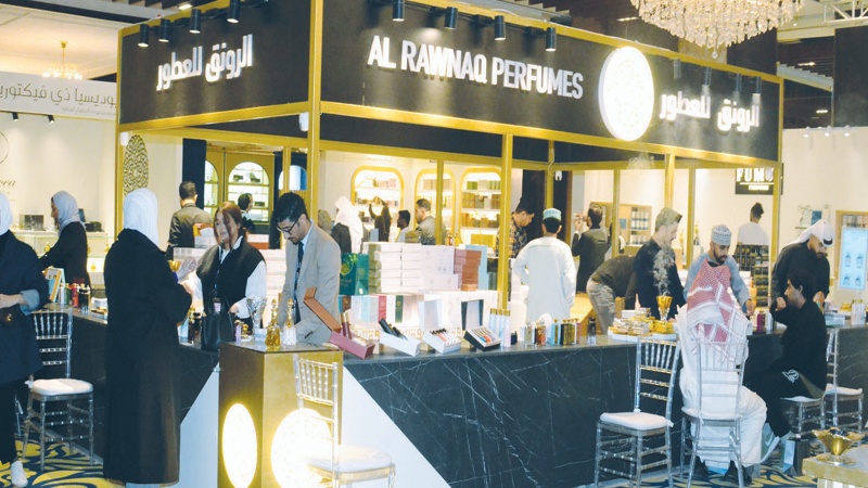 انطلاق معرضي "العطور" و"الغذاء والأواني الرمضاني"