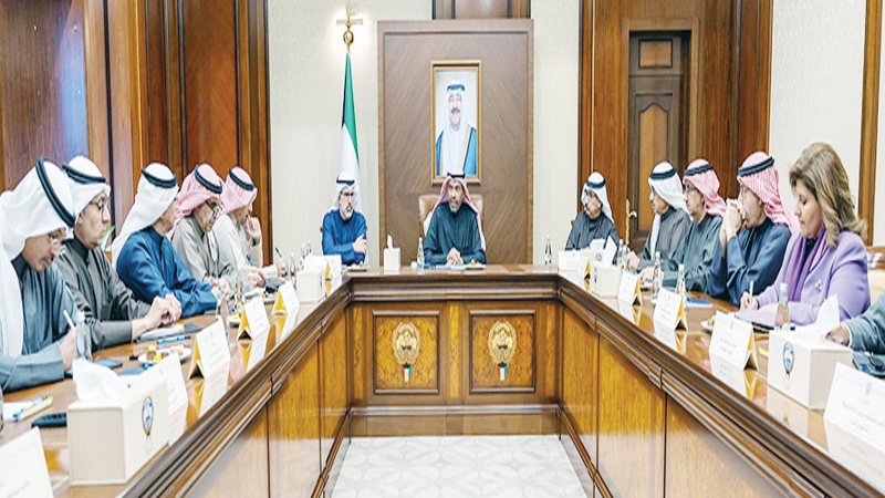 اليحيا: الدفع بالطاقات الشبابية لتمثيل الكويت في الخارج