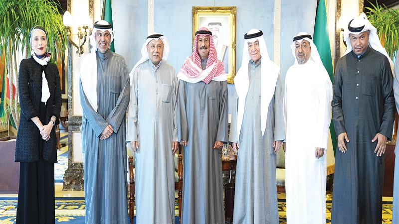 رئيس الوزراء استقبل "رواد الأعمال" واتحاد الصناعات وراشد خزعل