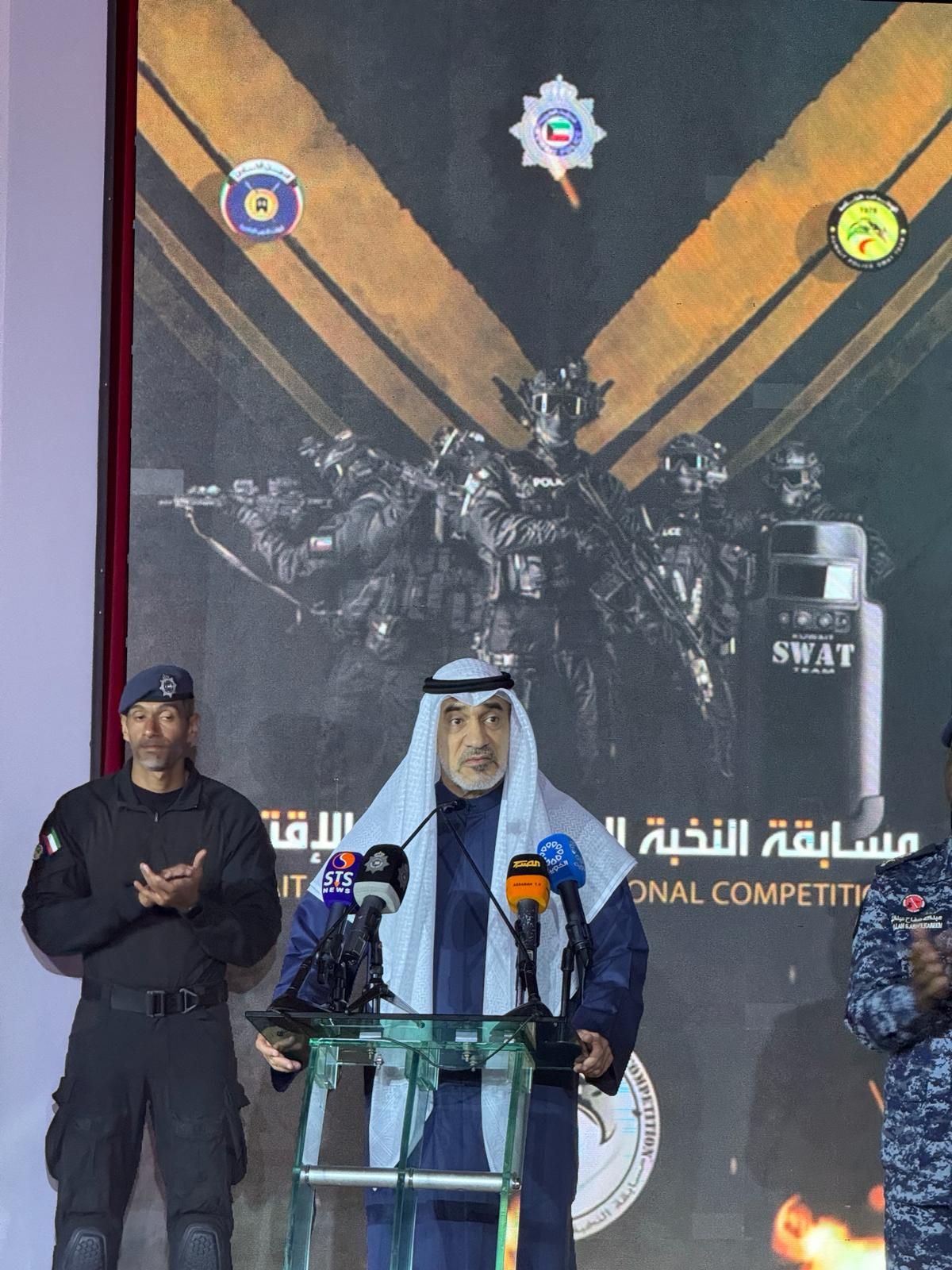 اليوسف : صاحب السمو رجل الامن الاول في الكويت