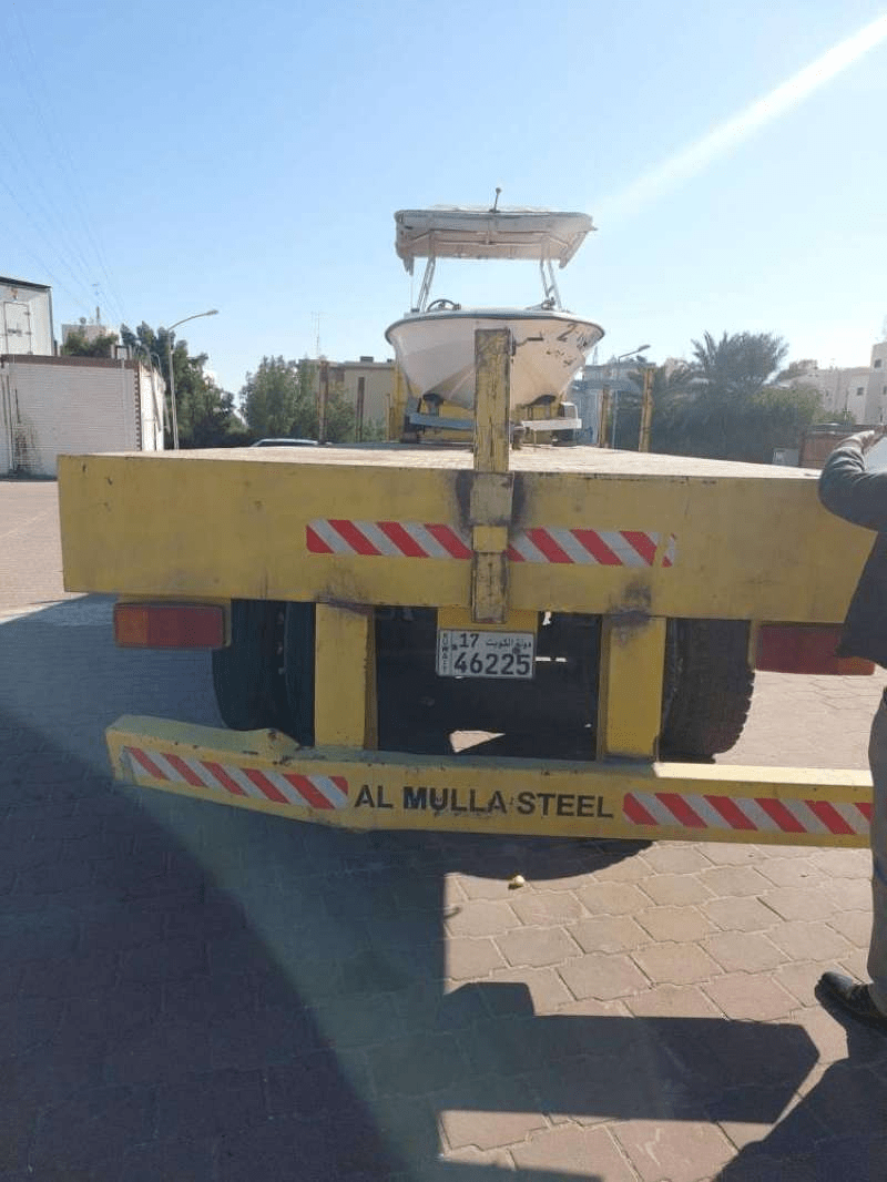 رفع 19 سيارة وقوارب مهملة إثر جولات للبلدية في محافظة مبارك الكبير