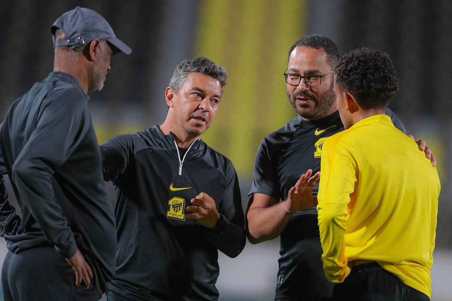 ترقب اتحادي لمصير كورنادو ورومارينهو