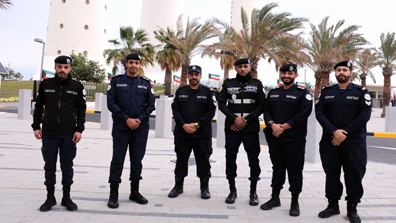 "السياسة" ترصد الاحتفالات بالاعياد الوطنية من شارع الخليج