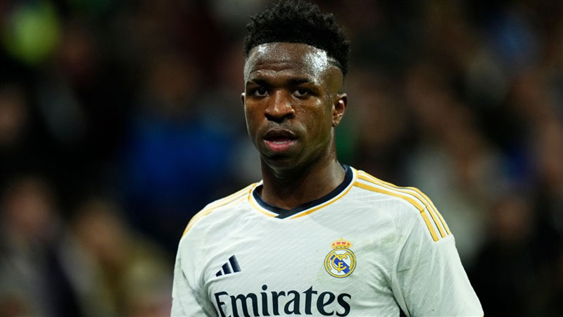 فينيسيوس يتوعد جيرونا